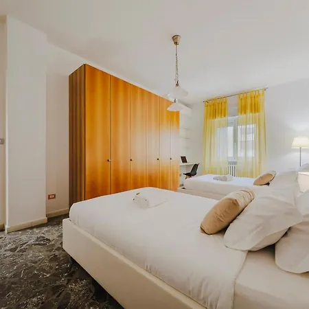 Apartamento Pepa's House Elegante Appartamente ,centro ,vicino Stazione Bari